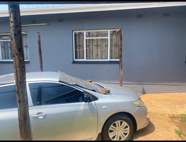 6 BEDROOM COMPOUND FOR SALE IN NORTHDALE